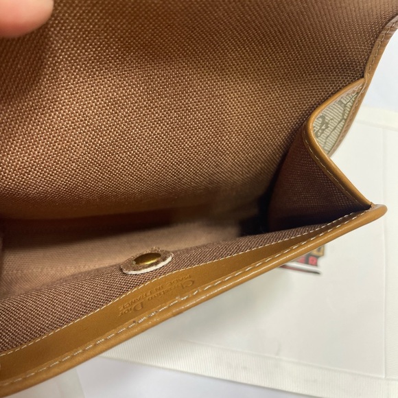 Christian Dior Pouch in Honeycomb design. - Picture 9 of 10